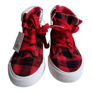 Link Red and Black High-Top Sneakers